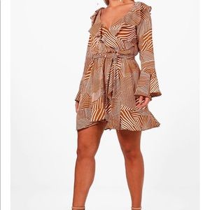 Boohoo dress brand new with tags